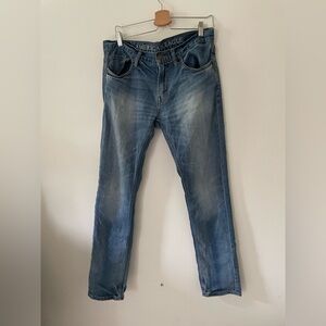 American Eagle Outfitters Men's Blue Jeans